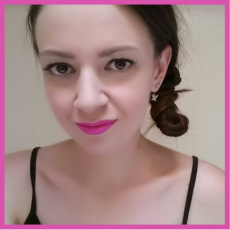 SCUNCI HAIR ACCESSORIES - PIN TWIRLS SIDE BUN STEP BY STEP HAIR TUTORIAL + VIDEO!
