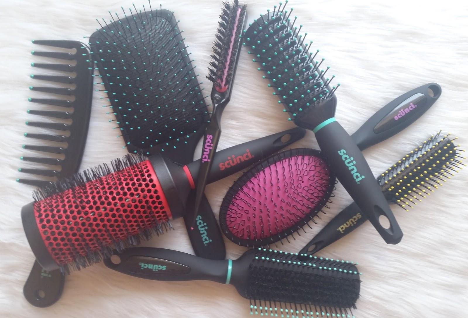 SCUNCI HAIR ACCESSORIES - BRUSHOLOGY HAIR BRUSHES