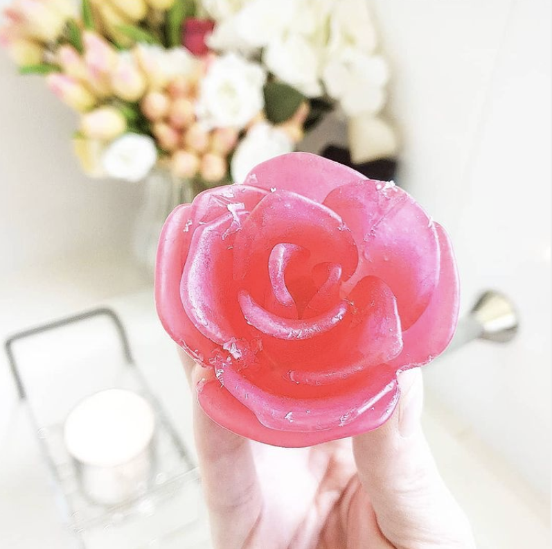 PREMIUM ROSE SOAP CROWN AND FULL MOON_CANDYFAIRY